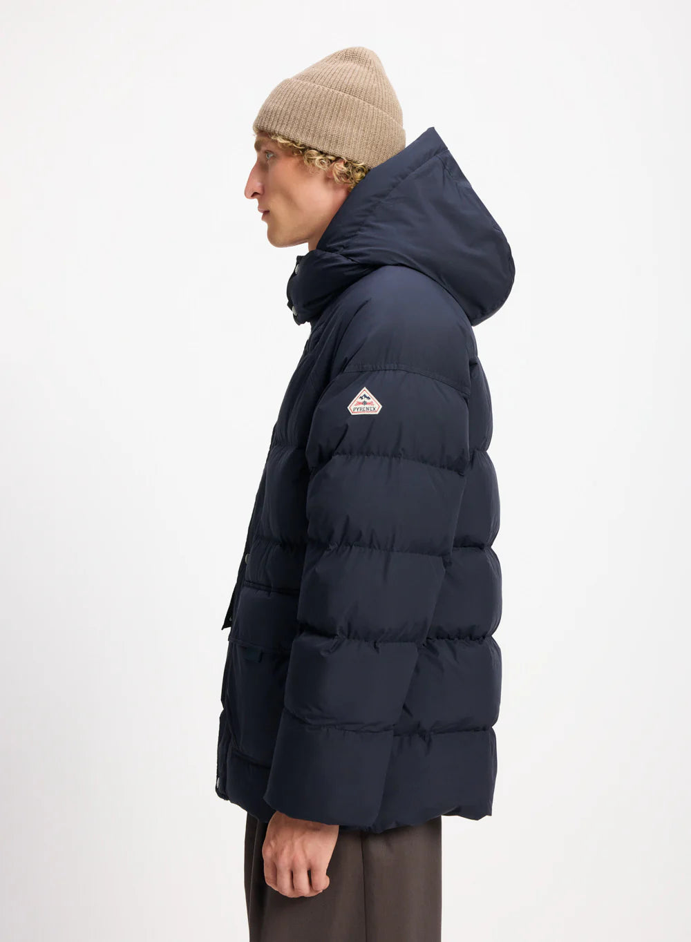 Voyager Dauenjacke mit Kapuze