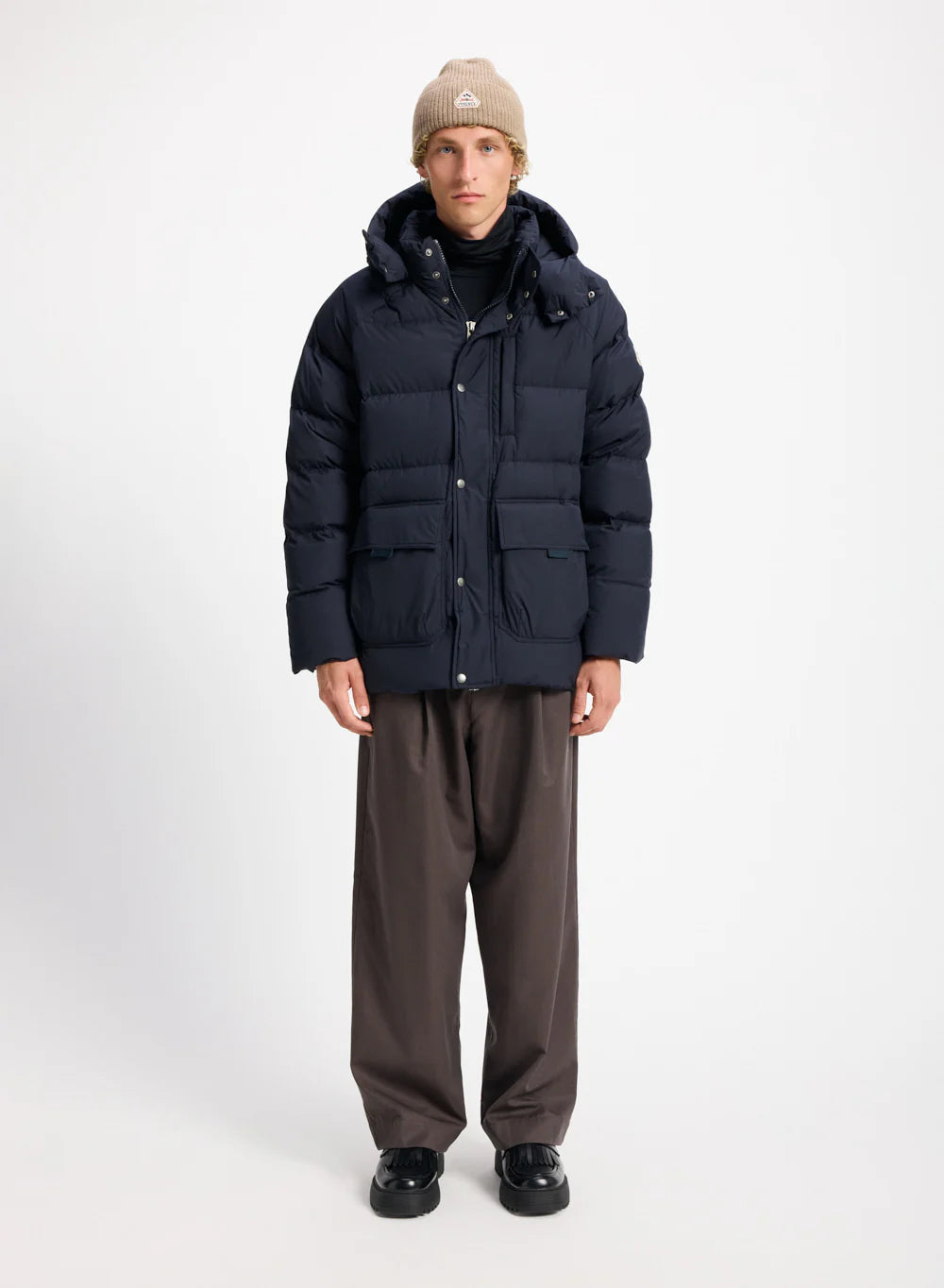 Voyager Dauenjacke mit Kapuze