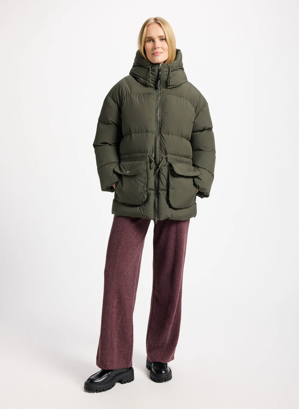 Aule Winter-Daunenjacke mit Kapuze