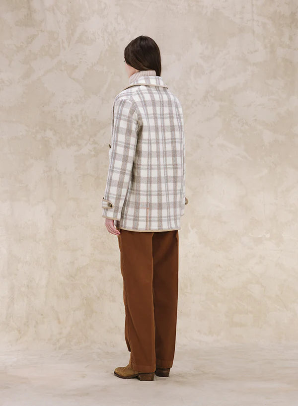 Danielle Jacke aus Wolle mit Karomuster